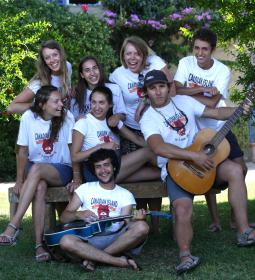 Registration began at the summer language camp of Canadian Island for teenagers in Tuscany
