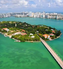 The most luxurious island in the world: how much does it cost to settle on it?