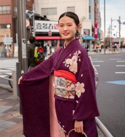 Traveling to Japan: A Beginner's Itinerary