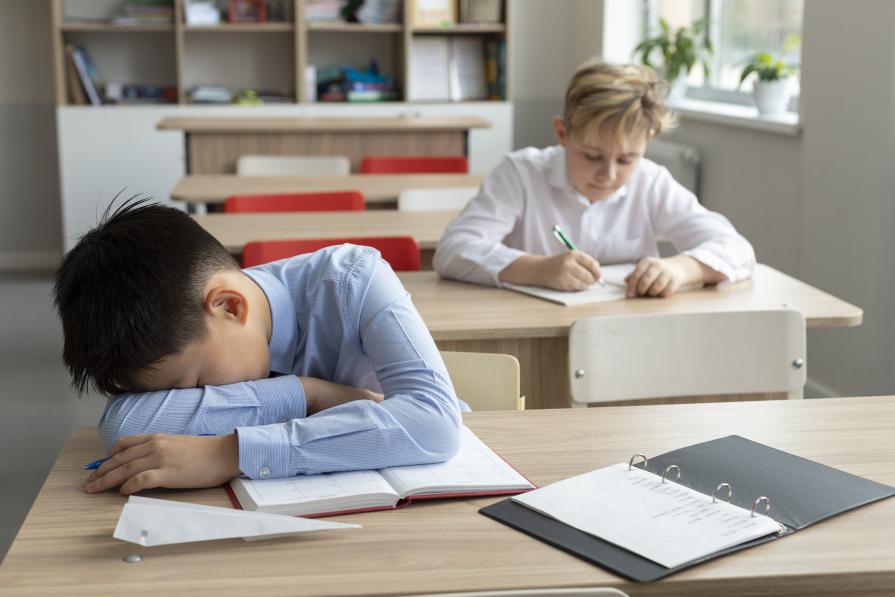 Bad grades at school: how to help your child?