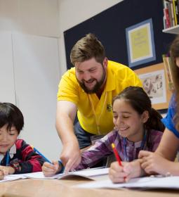 TOP-20 best language camps in the Suburbs of London 2022 Rankings