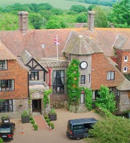 TOP-3 Best Boarding Schools in Hastings 2026 Rankings