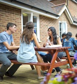 TOP-5 Best Language Camps in Canterbury 2026 Rankings