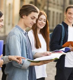 Higher education: where is better USA or UK?