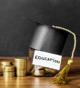 Who does pay for American students?