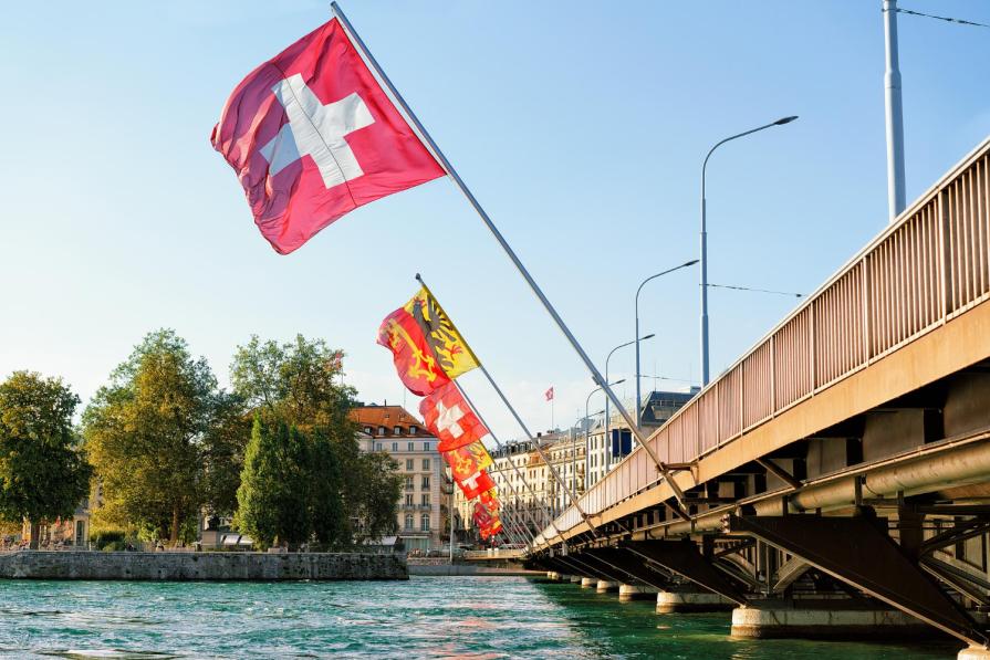 Geneva: what secrets do hide the smallest metropolis on Earth?