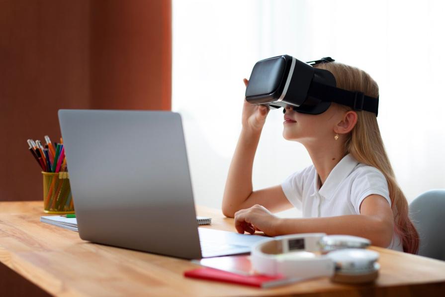How does virtual reality help in education? Best schools and colleges in USA