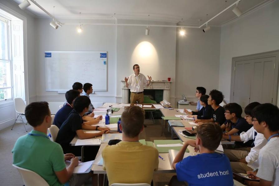 TOP-20 Best Language Schools in the Suburbs of London 2026 Rankings