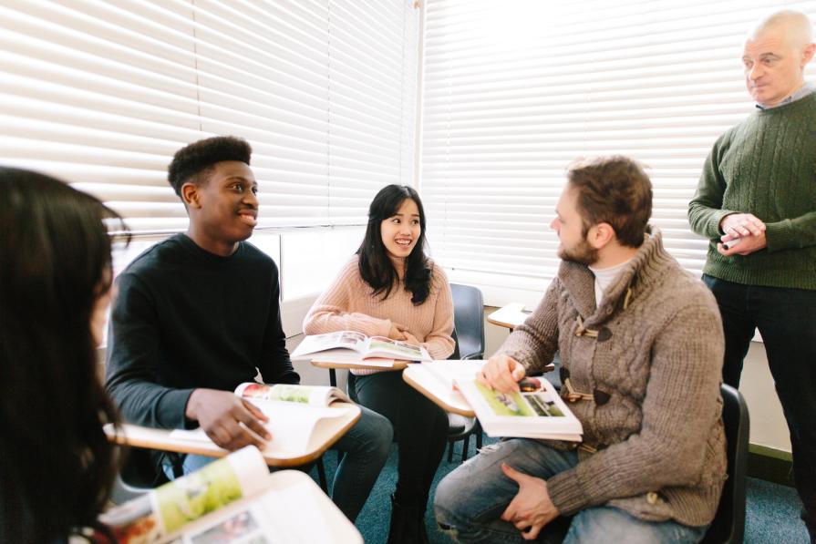 TOP-3 Best Language Camps in Liverpool 2022 Rankings