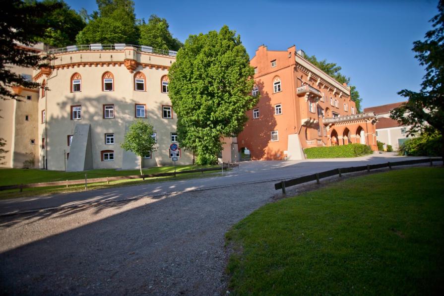 TOP-4 Best Boarding Schools in Munich 2026 Rankings