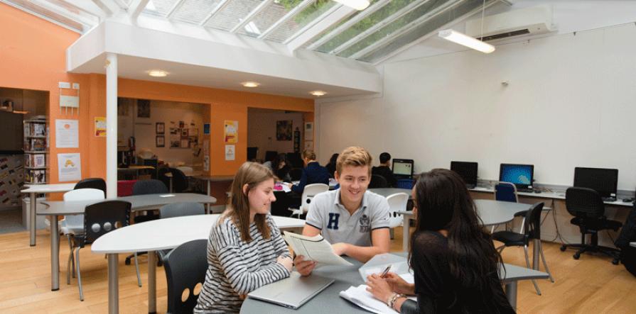 TOP-2 Best Colleges in Canterbury 2026 Rankings