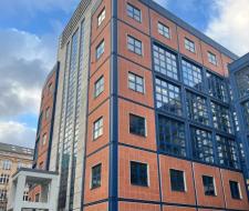 English Path Berlin, Language schools in Berlin