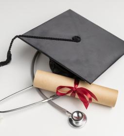 FAQ: How much does it cost to get medical degree in USA?