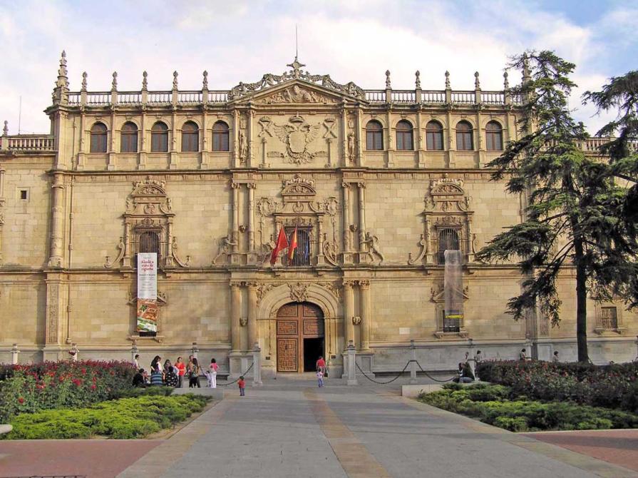 Master's degree in Spain: tuition fees for foreign students