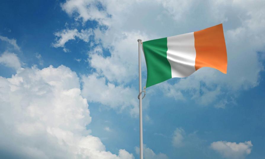Flag of Ireland: history and symbols