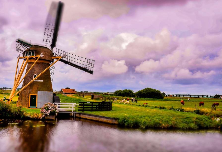 TOP-5 countries ideal for emigration