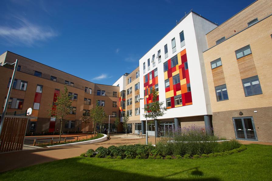 TOP Cambridge language camps Ranking 2026