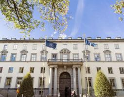 Stockholm School of Economics (HHS)