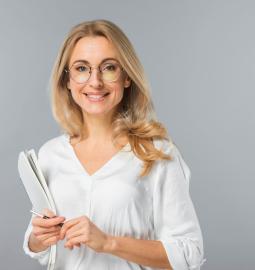 Does the level of students' academic performance depend on the literacy of the teacher?