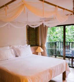 How to get a good hotel room for free?