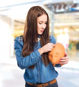 How to save money while traveling abroad?