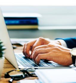 Studying Economics and Business in Australia for foreign students