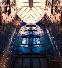 Places that will make you cry, laugh and even lie: unusual museums in the world