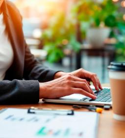 The world is open: work, internships and volunteering abroad