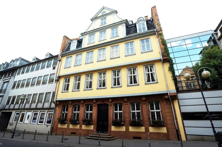 The Goethe House: "Stop, moment, you are wonderful!"