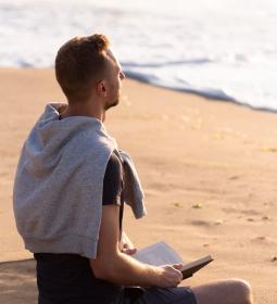 Best summer holidays in Malibu for international students