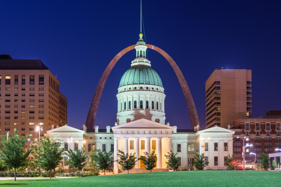 Everything about St. Louis: places, people, food, travel, communication