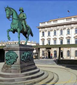 Albertina - the largest museum of painting and graphics in Austria