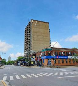 Monkland Avenue: one of the famous streets in Montreal