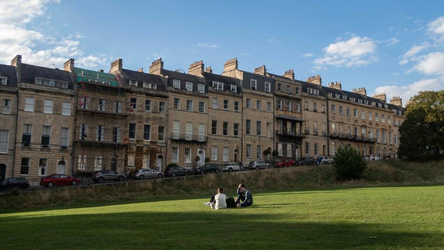 The British city of Bath: an immersion in history