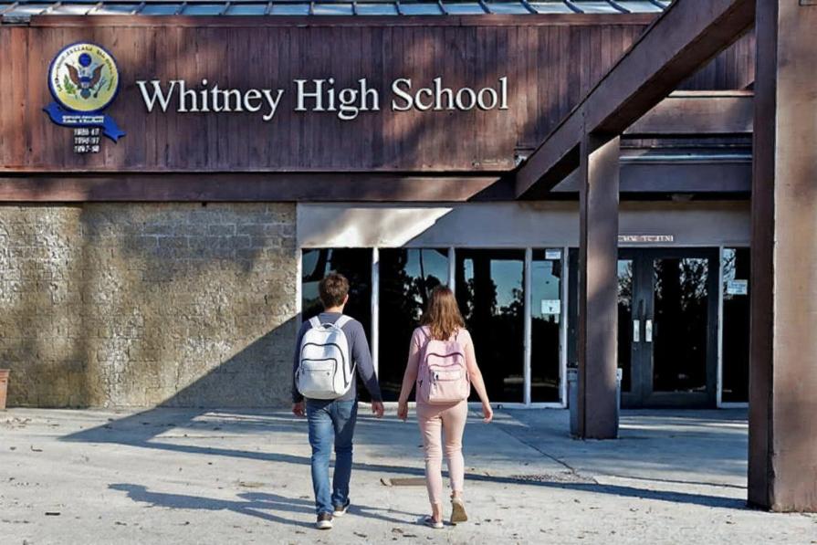 Schools in California for foreign students: useful information