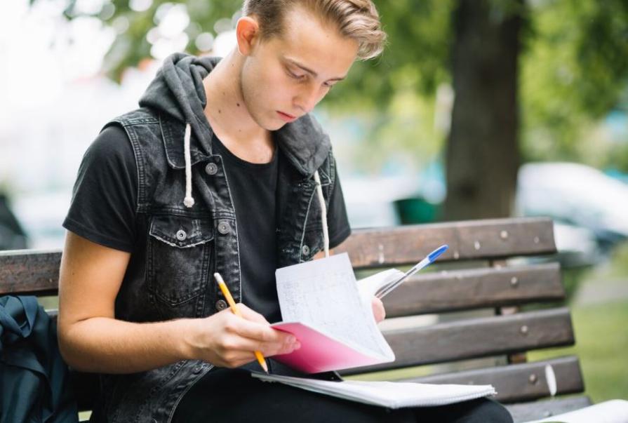 The study of complex subjects is the right way to the best university