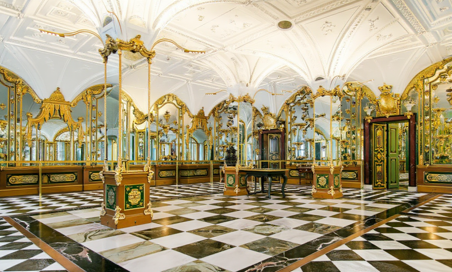 Museum "The green arches" - the main treasury of the country