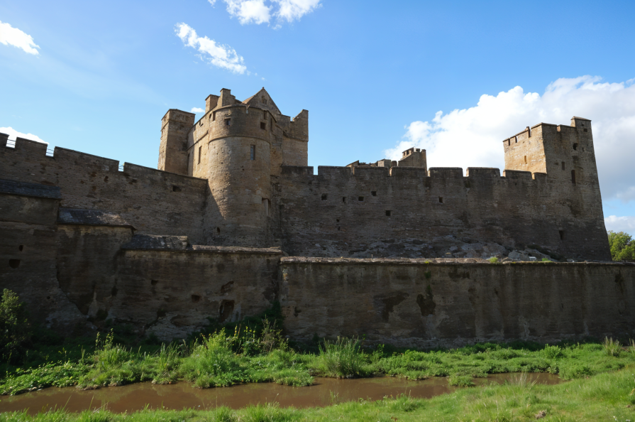 Cahir Castle - the epitome of Irish history