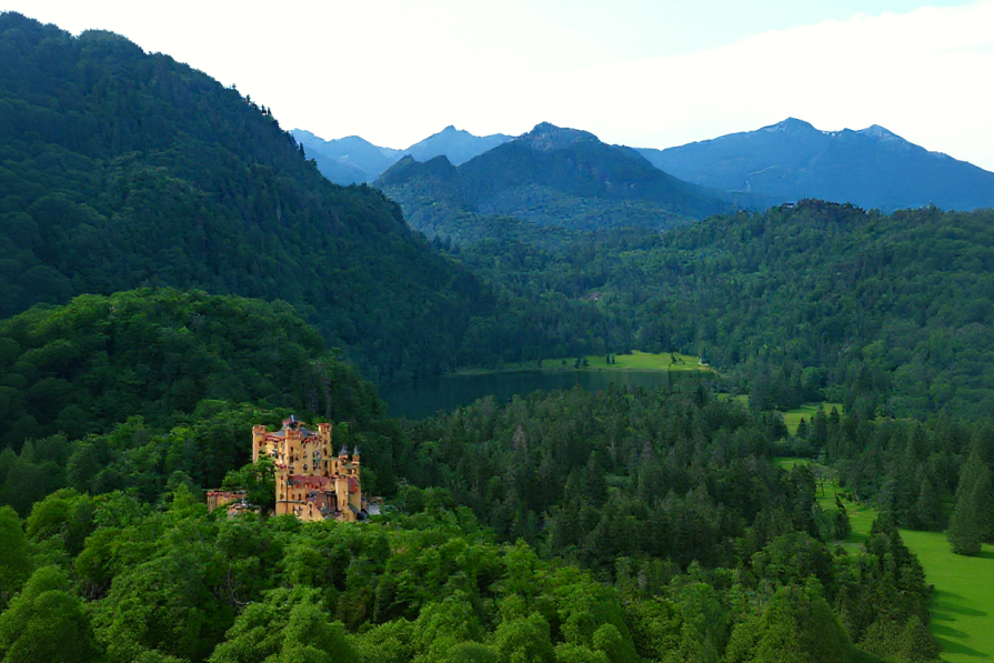Hohenschwangau Castle - German Swan Land