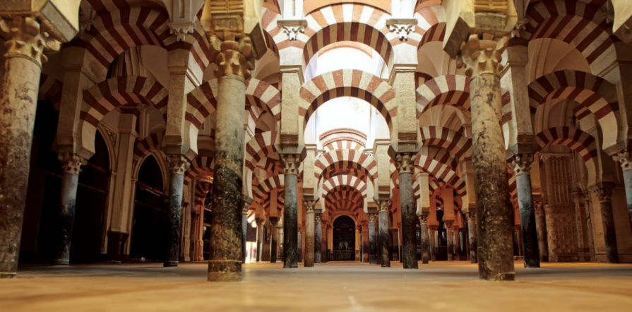 Mesquita: Arabic script of a Catholic cathedral