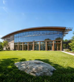 Best schools in New York for foreign students