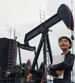 Studying Oil and Gas Specialties in the USA: Top Highly Paid Oil Workers