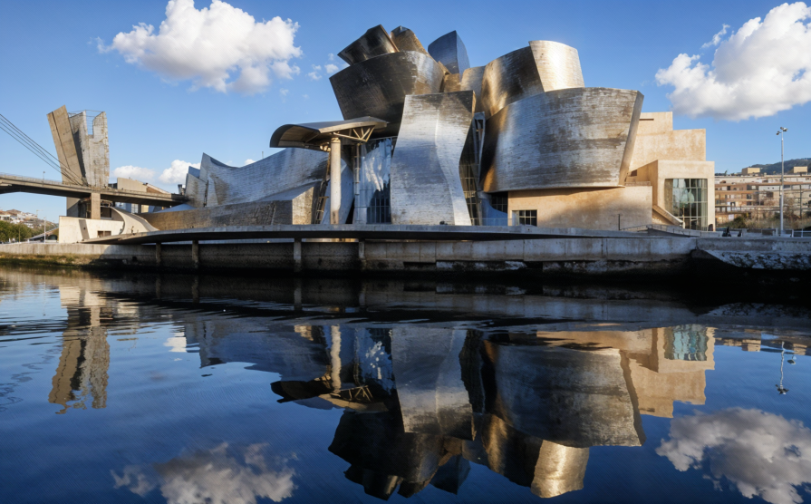 Guggenheim Museum Bilbao - a stronghold of contemporary art in Spain