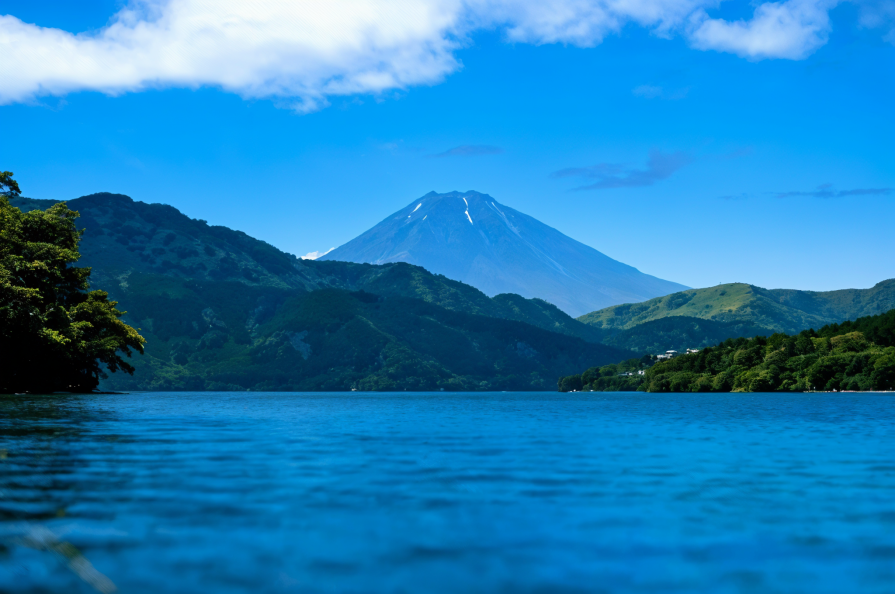 TOP-10 places to visit in Japan