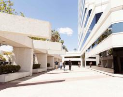 EC Los Angeles English School