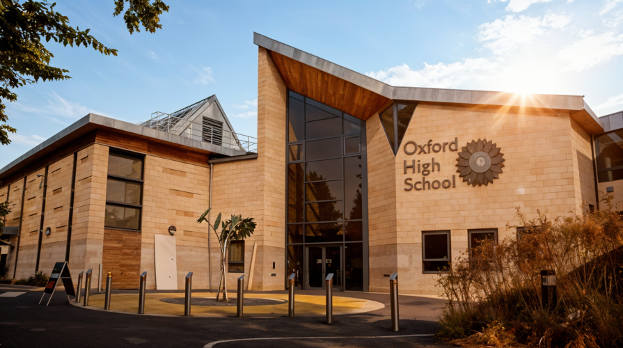 High Schools in Oxford for international students