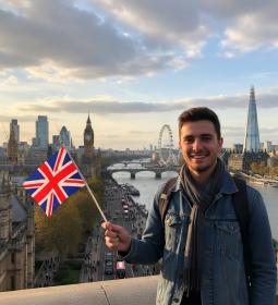 How to stay to work after graduating from university in the UK